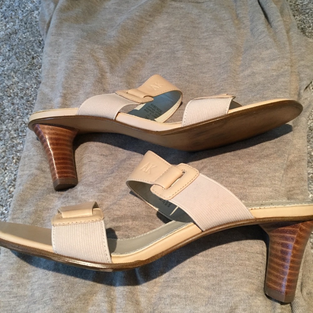 AK Anne Klein Sandals EUC